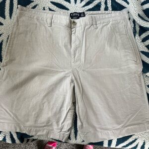 Izod Blue and White Patterned Shorts